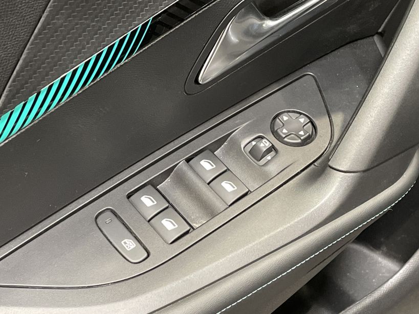 PEUGEOT 2008 2023 - Photo n°40