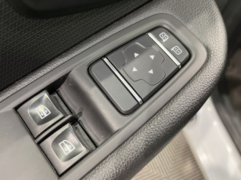 RENAULT CLIO IV 2019 - Photo n°32