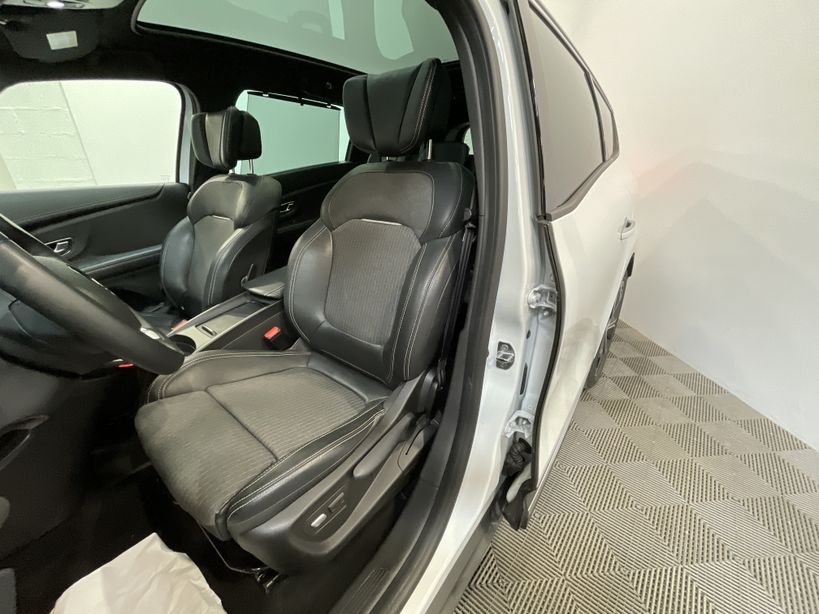 RENAULT GRAND SCENIC IV 2023 - Photo n°9