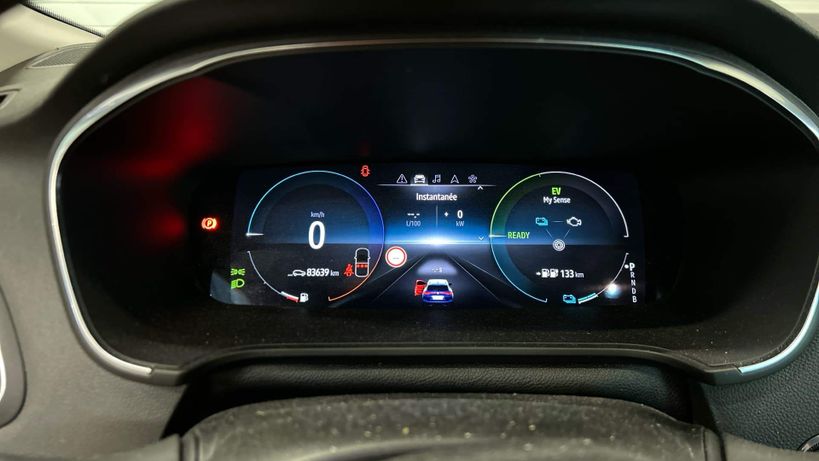 RENAULT MEGANE IV ESTATE 2021 - Photo n°13