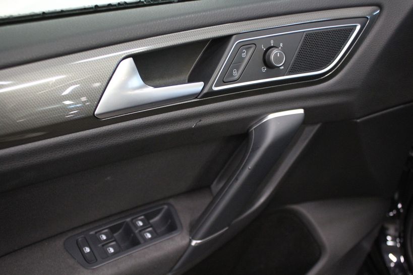 VOLKSWAGEN GOLF SPORTSVAN BUSINESS 2019 - Photo n°31