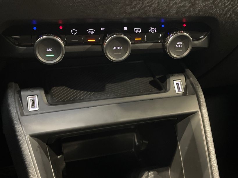 CITROEN C4 X 2023 - Photo n°18