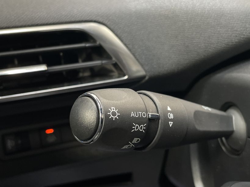PEUGEOT 3008 2023 - Photo n°30