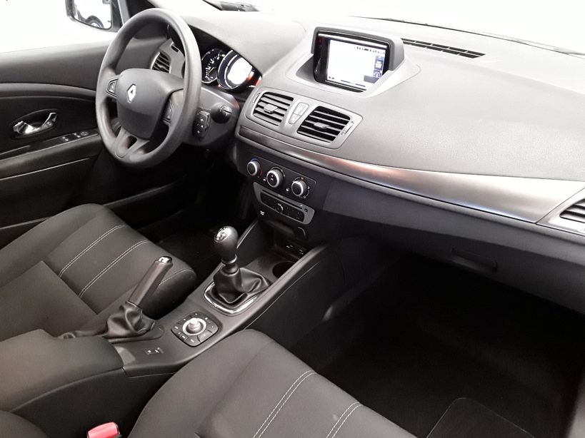 RENAULT MEGANE III SOCIETE 2015 - Photo n°8