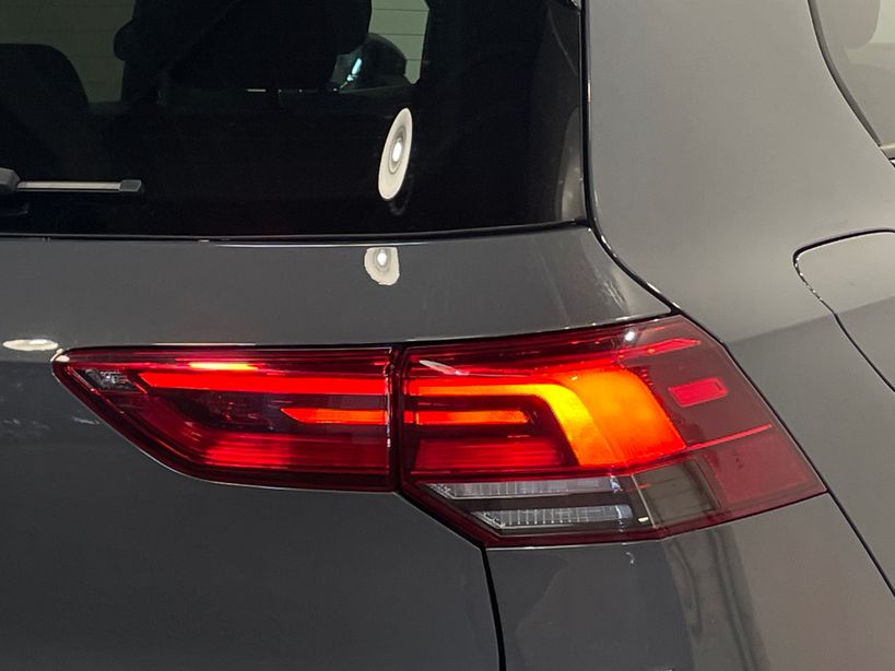 VOLKSWAGEN GOLF 2023 - Photo n°8