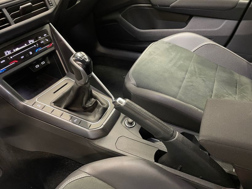 VOLKSWAGEN POLO 2023 - Photo n°22