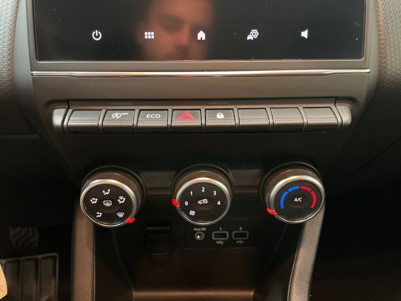 RENAULT CLIO V 2021 - Photo n°20