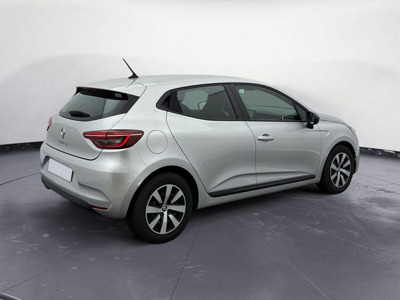 RENAULT CLIO V 2023 - Photo n°5