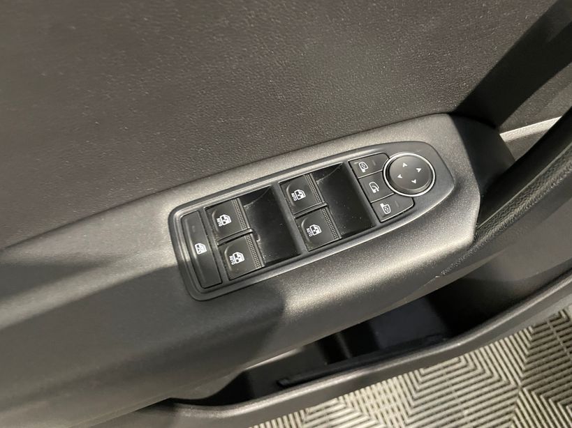 RENAULT CAPTUR 2021 - Photo n°36