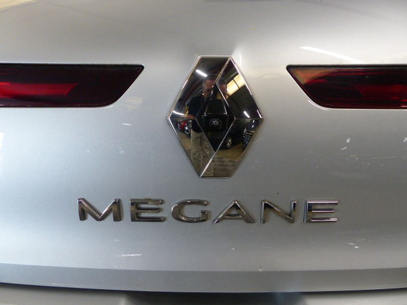 RENAULT MEGANE IV BERLINE 2019 - Photo n°22