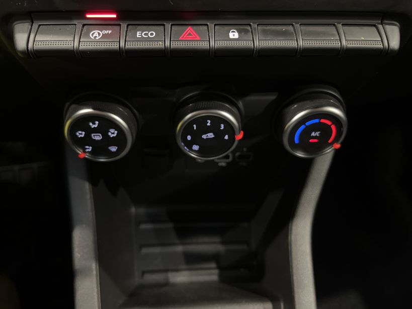 RENAULT CLIO V 2021 - Photo n°16