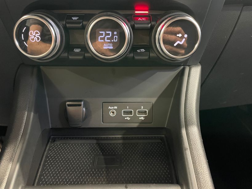 RENAULT CAPTUR 2022 - Photo n°19