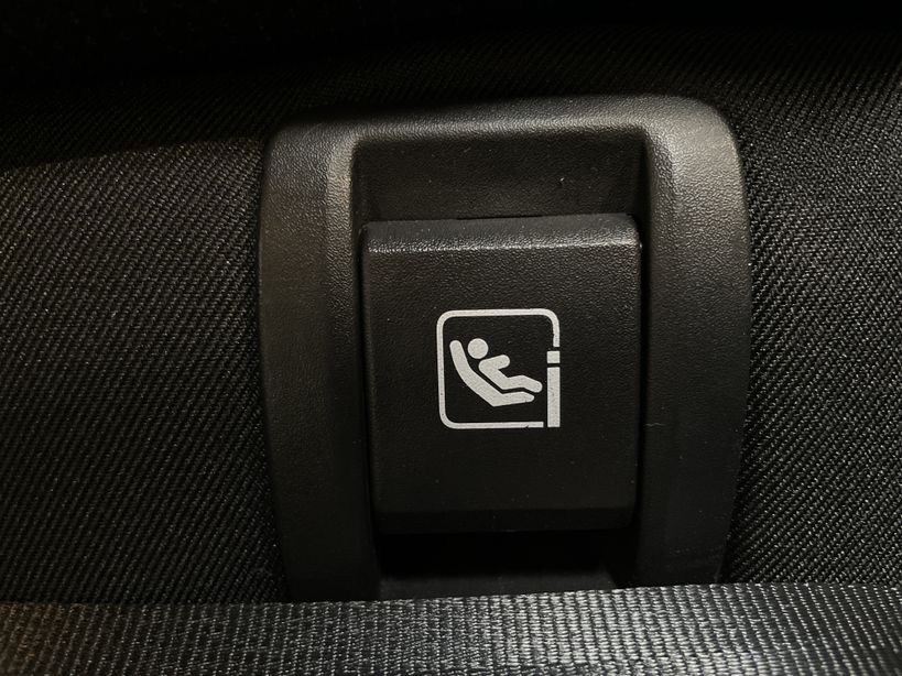 RENAULT MEGANE IV BERLINE 2022 - Photo n°40