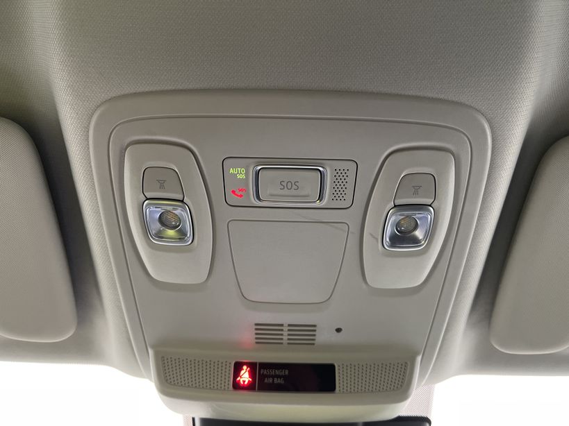 RENAULT MEGANE IV BERLINE 2021 - Photo n°22