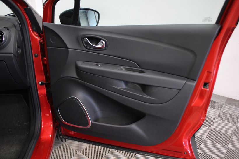 RENAULT CAPTUR 2018 - Photo n°36