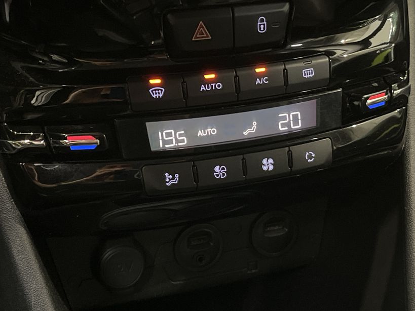 PEUGEOT 2008 2014 - Photo n°15