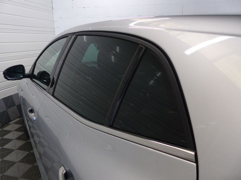 RENAULT MEGANE IV BERLINE 2019 - Photo n°21