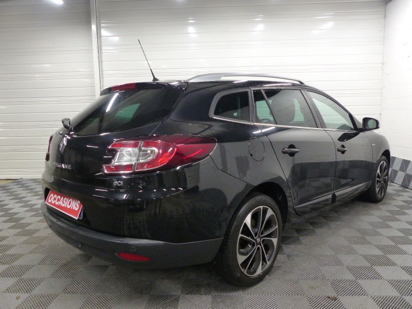 RENAULT MEGANE III ESTATE 2015 - Photo n°7