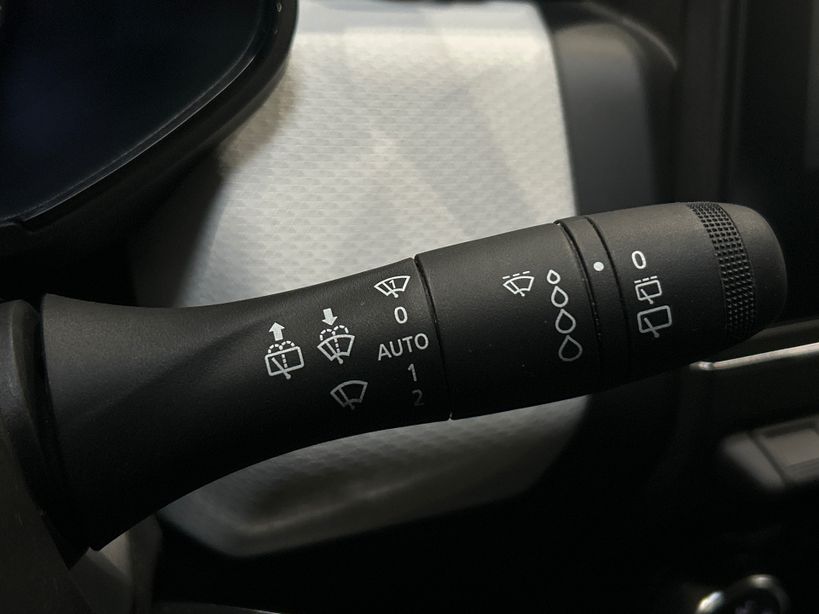 RENAULT CLIO V 2023 - Photo n°26