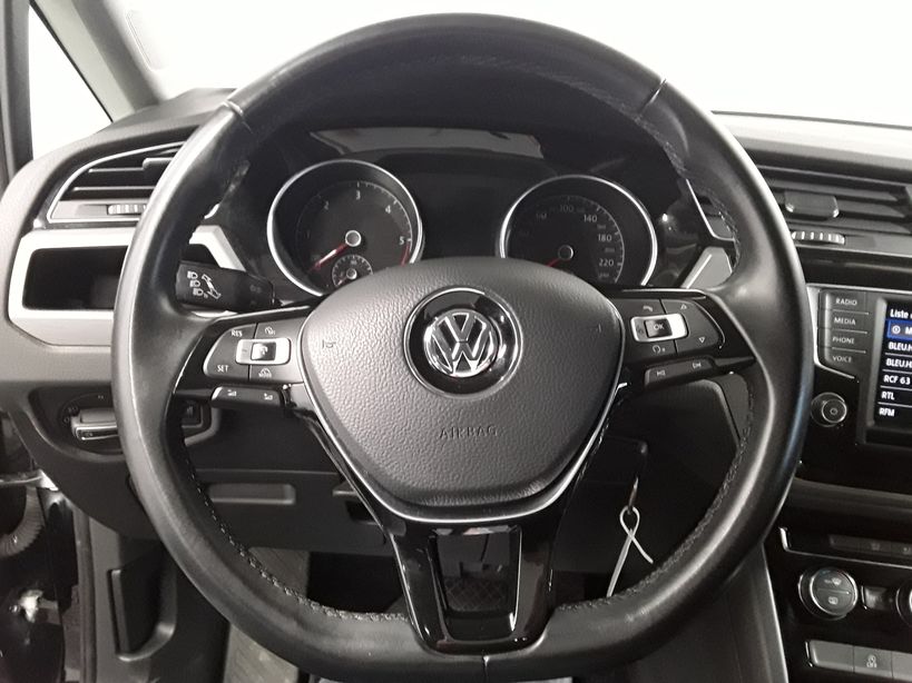VOLKSWAGEN TOURAN 2016 - Photo n°16