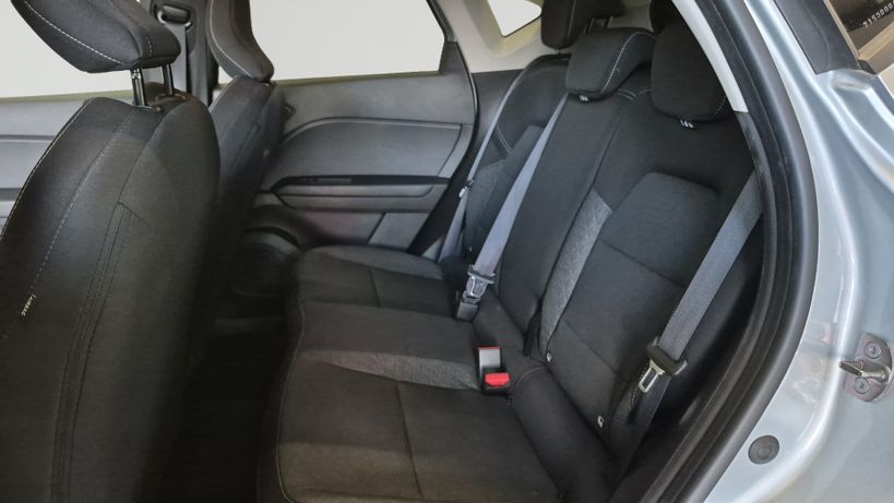 RENAULT CAPTUR 2023 - Photo n°8