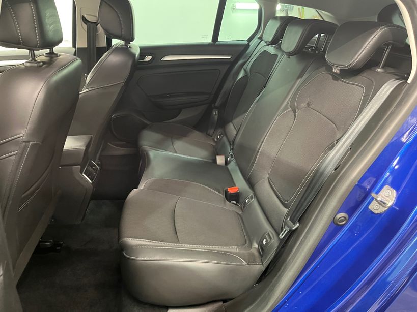 RENAULT MEGANE IV ESTATE 2023 - Photo n°18