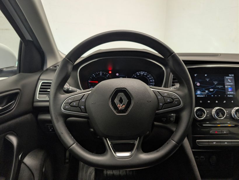 RENAULT MEGANE IV BERLINE 2022 - Photo n°13