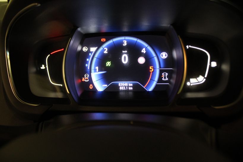 RENAULT SCENIC IV 2018 - Photo n°11