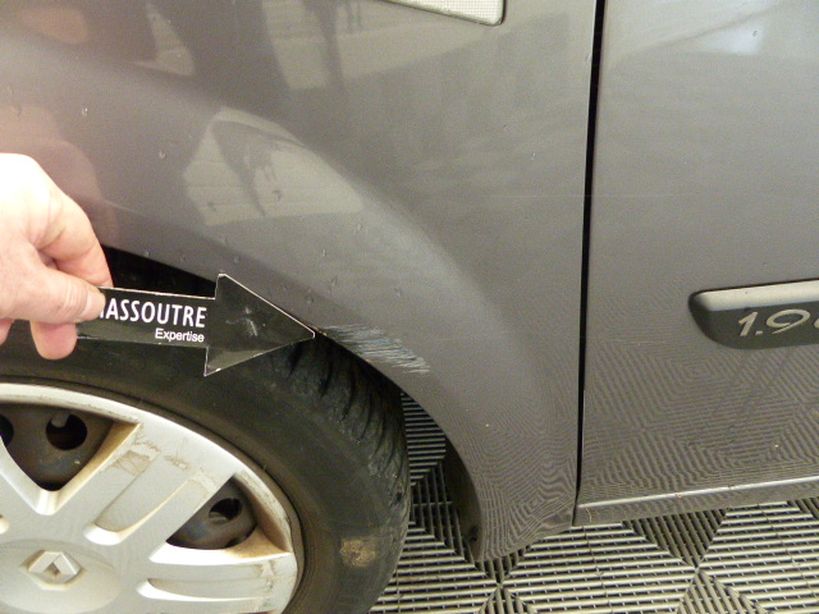 RENAULT SCENIC II 2005 - Photo n°7