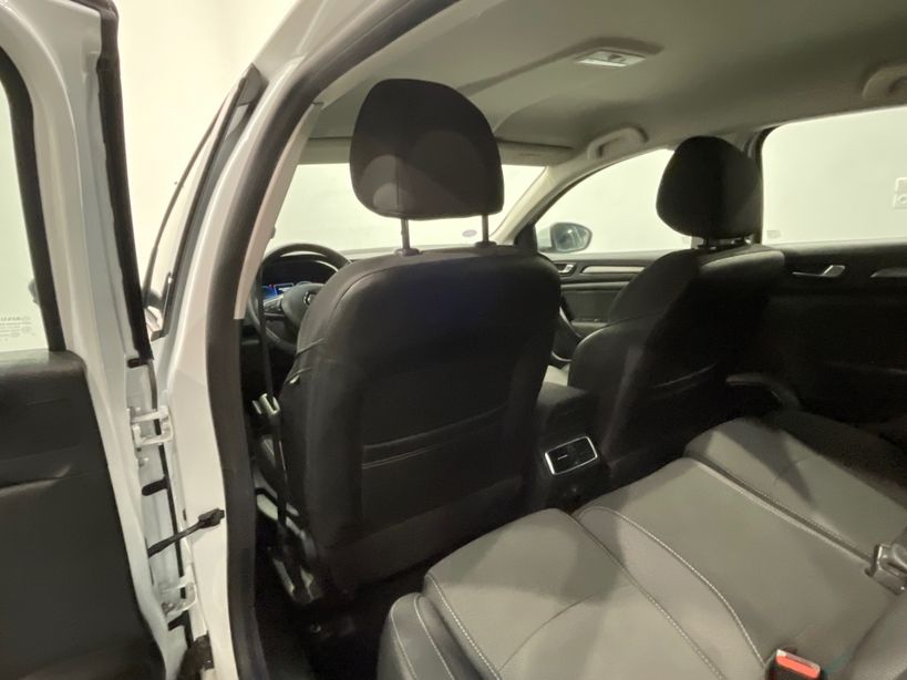 RENAULT MEGANE IV BERLINE 2023 - Photo n°39