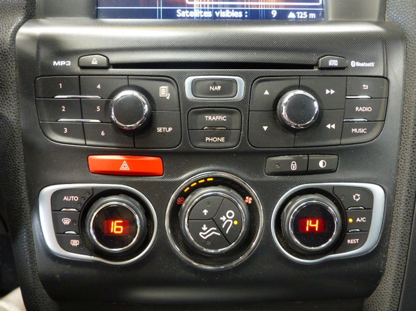 CITROEN DS4 2015 - Photo n°11