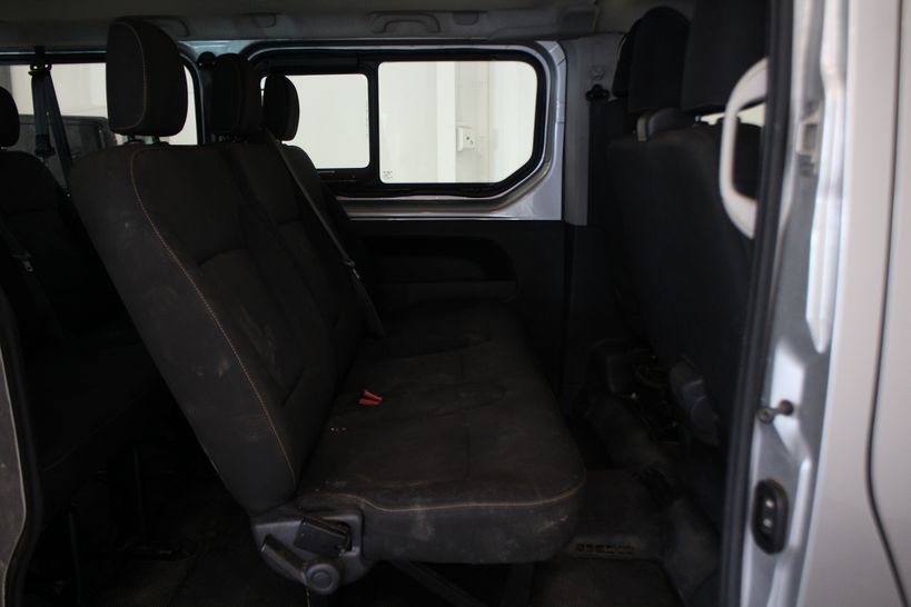RENAULT TRAFIC COMBI 2017 - Photo n°9