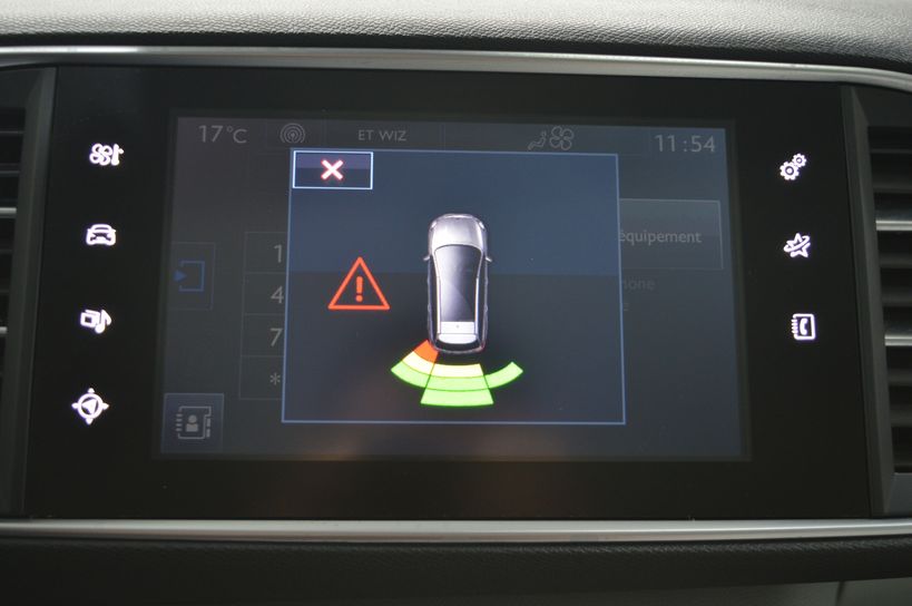 PEUGEOT 308 SW 2014 - Photo n°13