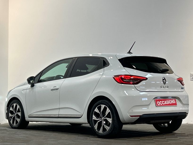 RENAULT CLIO V 2022 - Photo n°4