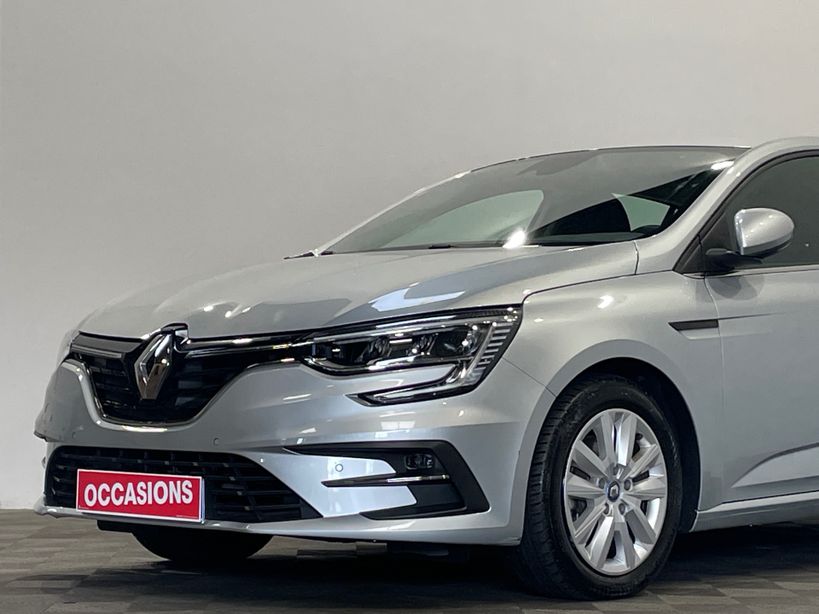 RENAULT MEGANE IV BERLINE 2021 - Photo n°43