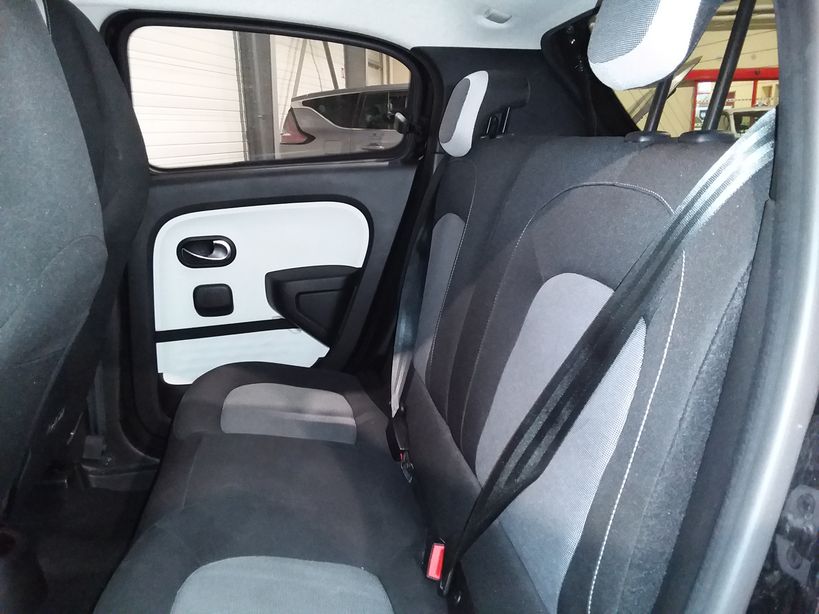 RENAULT TWINGO III 2019 - Photo n°10