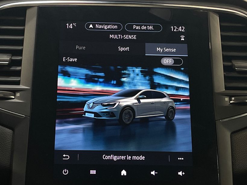 RENAULT MEGANE IV BERLINE 2021 - Photo n°12