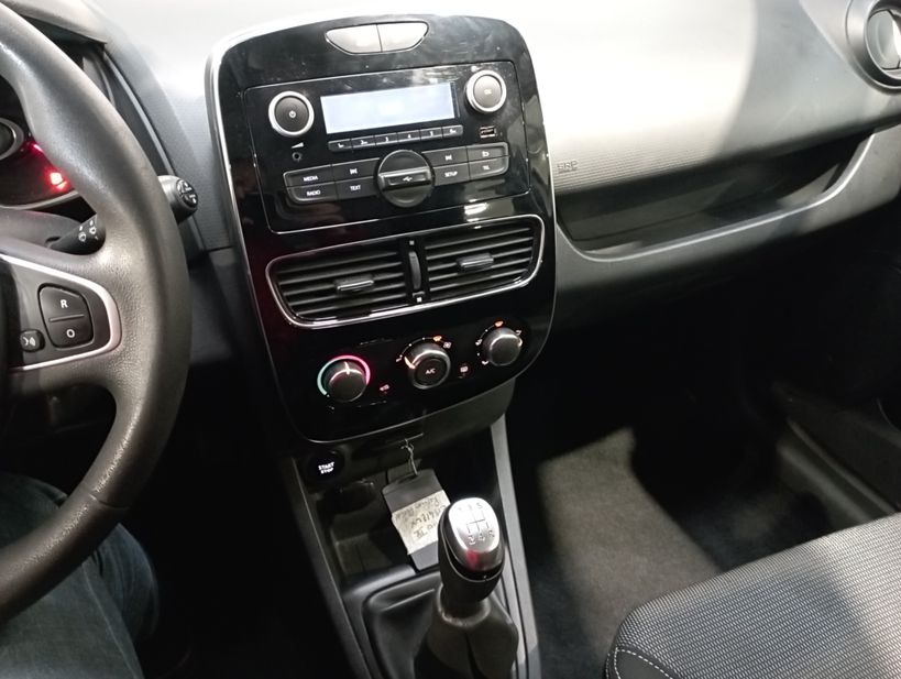 RENAULT CLIO IV SOCIETE 2017 - Photo n°16