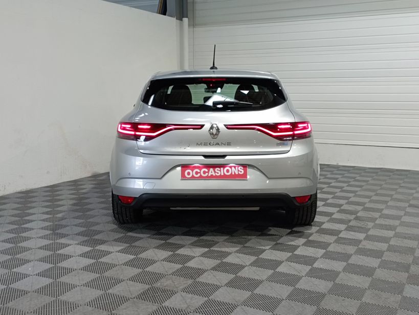 RENAULT MEGANE IV BERLINE 2021 - Photo n°6