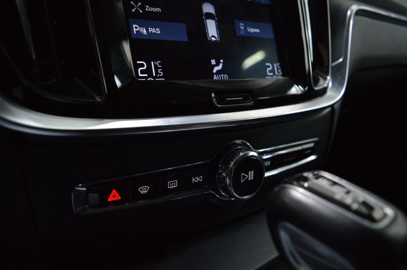 VOLVO V60 BUSINESS 2018 - Photo n°23
