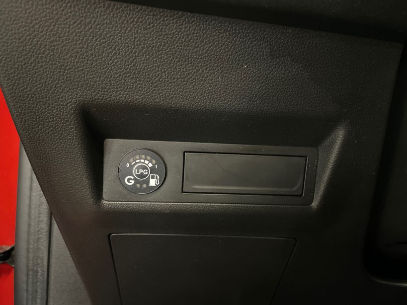 RENAULT CAPTUR 2023 - Photo n°24