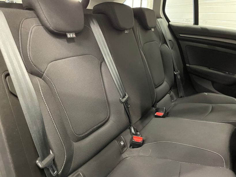 RENAULT MEGANE IV ESTATE 2021 - Photo n°11