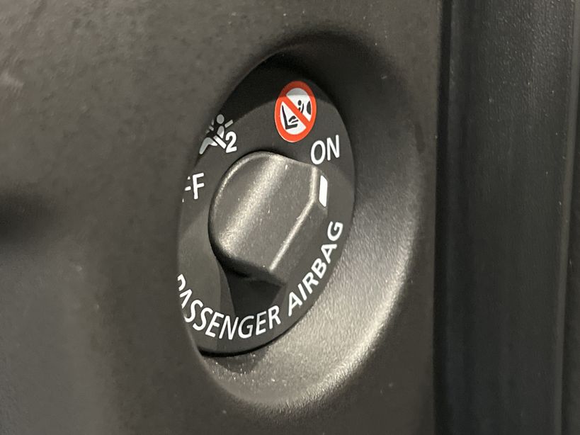 RENAULT MEGANE IV BERLINE BUSINESS 2020 - Photo n°38