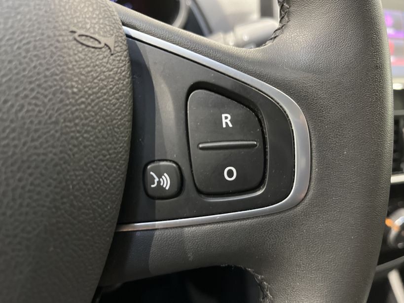 RENAULT CLIO IV 2020 - Photo n°25