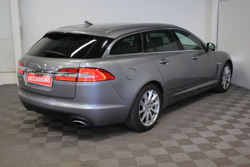 JAGUAR XF SPORTBRAKE 2013 - Photo n°4