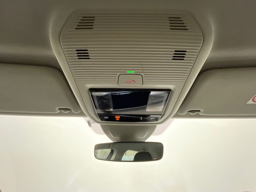 VOLKSWAGEN GOLF 2023 - Photo n°24