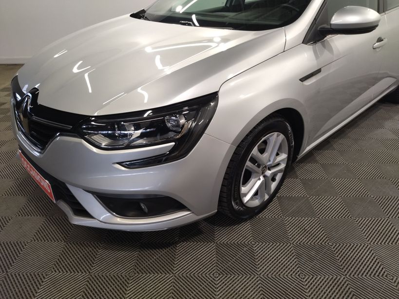 RENAULT MEGANE IV BERLINE BUSINESS 2019 - Photo n°31