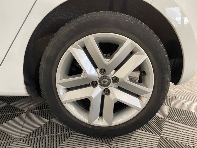 RENAULT CLIO V 2021 - Photo n°38