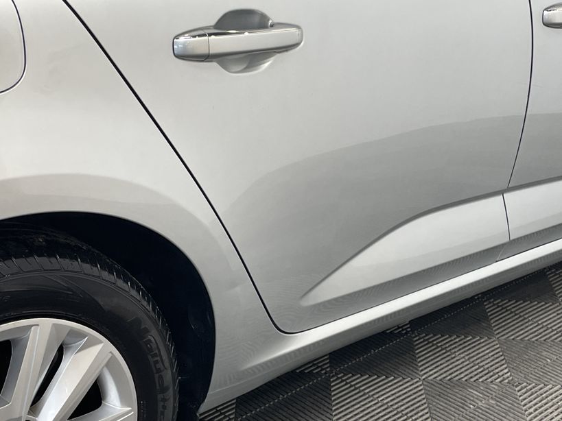RENAULT MEGANE IV BERLINE 2022 - Photo n°2