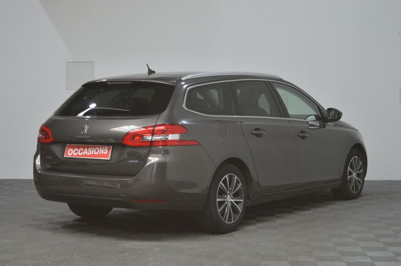 PEUGEOT 308 SW 2014 - Photo n°3